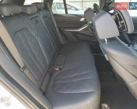 Белый БМВ Х5, объемом двигателя 3 л и пробегом 67 тыс. км за 25000 $, фото 10 на Automoto.ua