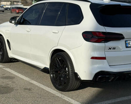 Белый БМВ Х5, объемом двигателя 3 л и пробегом 40 тыс. км за 120000 $, фото 3 на Automoto.ua