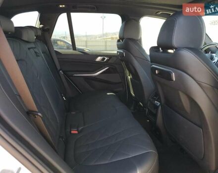 Белый БМВ Х5, объемом двигателя 3 л и пробегом 46 тыс. км за 71000 $, фото 10 на Automoto.ua