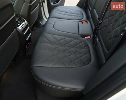 Белый БМВ Х5, объемом двигателя 2.99 л и пробегом 55 тыс. км за 103999 $, фото 70 на Automoto.ua