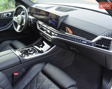 Белый БМВ Х5, объемом двигателя 2.99 л и пробегом 55 тыс. км за 103999 $, фото 60 на Automoto.ua