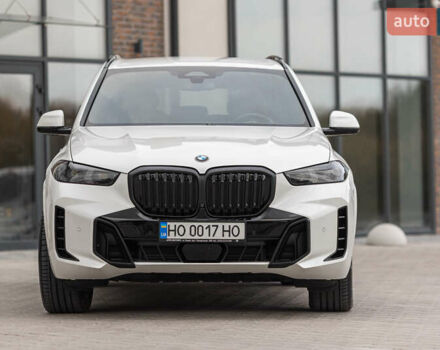 БМВ Х5 2023 в Тернополе на Automoto.ua Белый БМВ Х5, объемом двигателя 2.99 л и пробегом 66 тыс. км за 95000 $, фото 3 на Automoto.ua