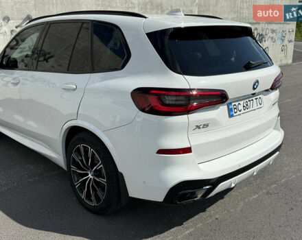 Белый БМВ Х5, объемом двигателя 3 л и пробегом 60 тыс. км за 78000 $, фото 15 на Automoto.ua