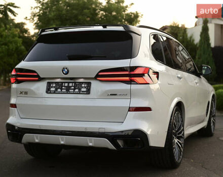 Белый БМВ Х5, объемом двигателя 2.99 л и пробегом 55 тыс. км за 103999 $, фото 26 на Automoto.ua