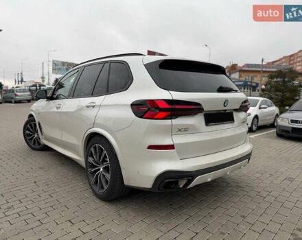 Белый БМВ Х5, объемом двигателя 2.99 л и пробегом 66 тыс. км за 99933 $, фото 4 на Automoto.ua