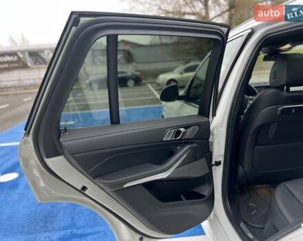 Белый БМВ Х5, объемом двигателя 3 л и пробегом 52 тыс. км за 79999 $, фото 57 на Automoto.ua