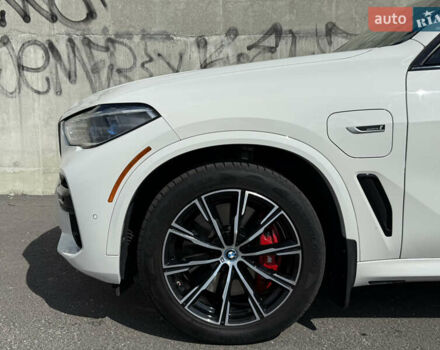 Белый БМВ Х5, объемом двигателя 3 л и пробегом 60 тыс. км за 78000 $, фото 23 на Automoto.ua