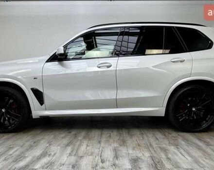 Белый БМВ Х5, объемом двигателя 3 л и пробегом 1 тыс. км за 68800 $, фото 1 на Automoto.ua