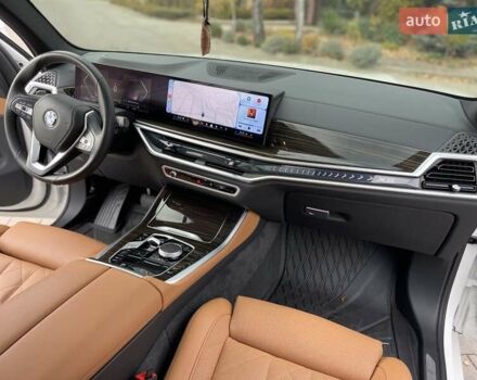 Білий БМВ Х5, об'ємом двигуна 3 л та пробігом 10 тис. км за 81900 $, фото 11 на Automoto.ua