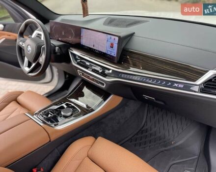 Білий БМВ Х5, об'ємом двигуна 3 л та пробігом 10 тис. км за 81900 $, фото 10 на Automoto.ua