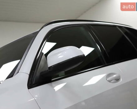 Белый БМВ Х5, объемом двигателя 3 л и пробегом 4 тыс. км за 78999 $, фото 57 на Automoto.ua