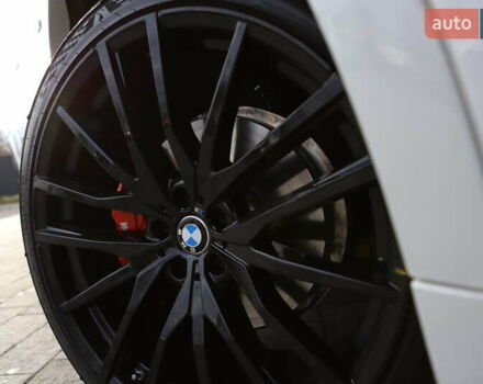 Білий БМВ Х5, об'ємом двигуна 3 л та пробігом 4 тис. км за 73899 $, фото 49 на Automoto.ua