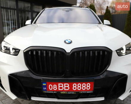 Білий БМВ Х5, об'ємом двигуна 3 л та пробігом 4 тис. км за 73899 $, фото 33 на Automoto.ua