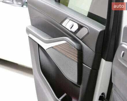 Белый БМВ Х5, объемом двигателя 3 л и пробегом 4 тыс. км за 78999 $, фото 113 на Automoto.ua