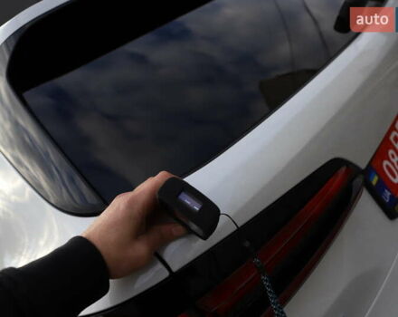 Білий БМВ Х5, об'ємом двигуна 3 л та пробігом 4 тис. км за 73899 $, фото 78 на Automoto.ua