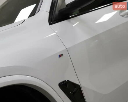 Белый БМВ Х5, объемом двигателя 3 л и пробегом 4 тыс. км за 78999 $, фото 58 на Automoto.ua