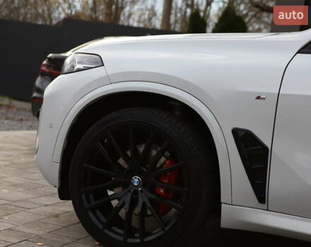 Білий БМВ Х5, об'ємом двигуна 3 л та пробігом 4 тис. км за 73899 $, фото 36 на Automoto.ua