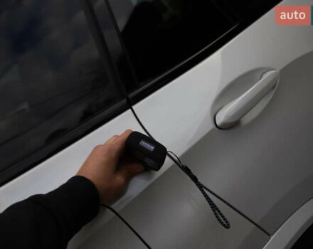 Білий БМВ Х5, об'ємом двигуна 3 л та пробігом 4 тис. км за 73899 $, фото 81 на Automoto.ua