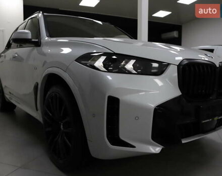 Белый БМВ Х5, объемом двигателя 3 л и пробегом 4 тыс. км за 78999 $, фото 36 на Automoto.ua