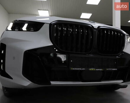 Белый БМВ Х5, объемом двигателя 3 л и пробегом 4 тыс. км за 78999 $, фото 31 на Automoto.ua
