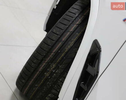 Белый БМВ Х5, объемом двигателя 3 л и пробегом 4 тыс. км за 78999 $, фото 54 на Automoto.ua