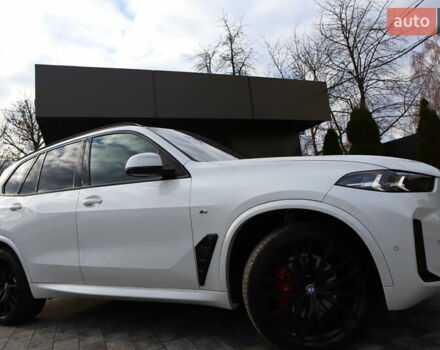 Білий БМВ Х5, об'ємом двигуна 3 л та пробігом 4 тис. км за 73899 $, фото 51 на Automoto.ua