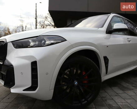 Білий БМВ Х5, об'ємом двигуна 3 л та пробігом 4 тис. км за 73899 $, фото 19 на Automoto.ua