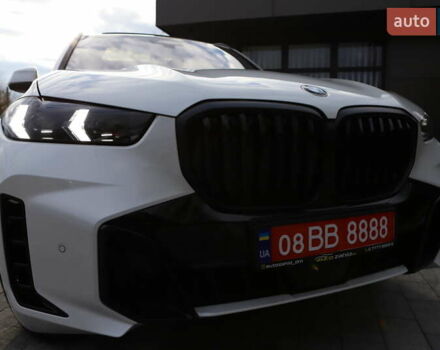 Білий БМВ Х5, об'ємом двигуна 3 л та пробігом 4 тис. км за 73899 $, фото 46 на Automoto.ua