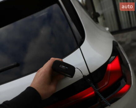 Білий БМВ Х5, об'ємом двигуна 3 л та пробігом 4 тис. км за 73899 $, фото 79 на Automoto.ua