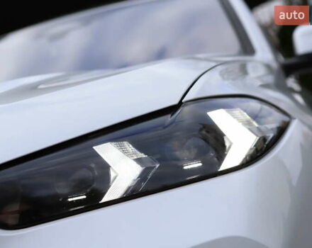 Білий БМВ Х5, об'ємом двигуна 3 л та пробігом 4 тис. км за 73899 $, фото 28 на Automoto.ua