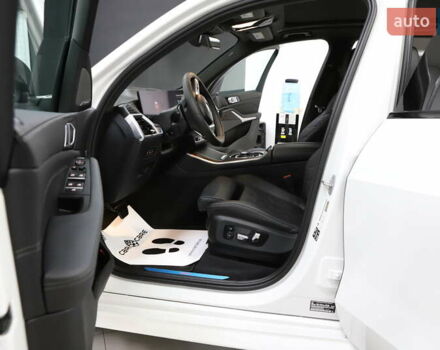 Белый БМВ Х5, объемом двигателя 3 л и пробегом 4 тыс. км за 78999 $, фото 118 на Automoto.ua