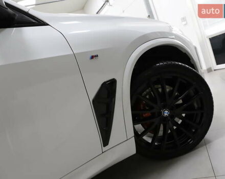 Белый БМВ Х5, объемом двигателя 3 л и пробегом 4 тыс. км за 78999 $, фото 83 на Automoto.ua