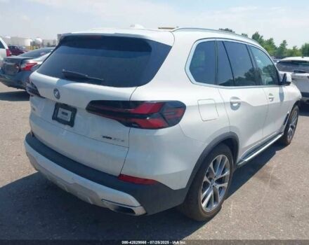 Белый БМВ Х5, объемом двигателя 3 л и пробегом 16 тыс. км за 30700 $, фото 3 на Automoto.ua