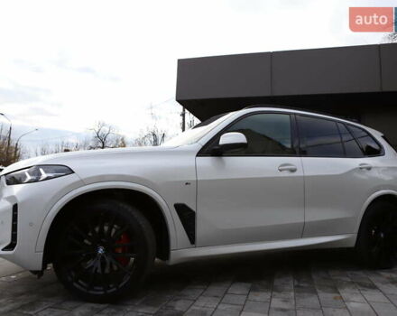 Білий БМВ Х5, об'ємом двигуна 3 л та пробігом 4 тис. км за 73899 $, фото 24 на Automoto.ua