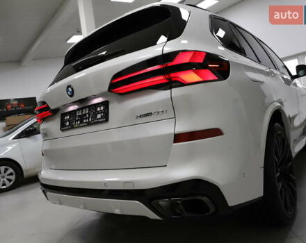 Белый БМВ Х5, объемом двигателя 3 л и пробегом 4 тыс. км за 78999 $, фото 7 на Automoto.ua