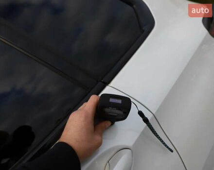 Білий БМВ Х5, об'ємом двигуна 3 л та пробігом 4 тис. км за 73899 $, фото 76 на Automoto.ua