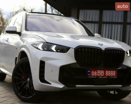 Білий БМВ Х5, об'ємом двигуна 3 л та пробігом 4 тис. км за 73899 $, фото 5 на Automoto.ua