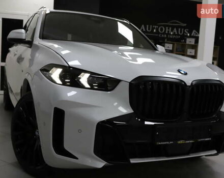 Белый БМВ Х5, объемом двигателя 3 л и пробегом 4 тыс. км за 78999 $, фото 5 на Automoto.ua