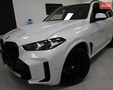 Белый БМВ Х5, объемом двигателя 3 л и пробегом 4 тыс. км за 78999 $, фото 51 на Automoto.ua