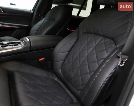 Белый БМВ Х5, объемом двигателя 3 л и пробегом 4 тыс. км за 78999 $, фото 102 на Automoto.ua