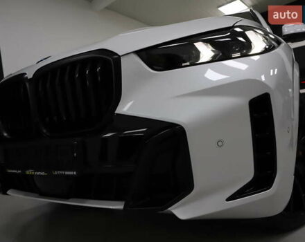 Белый БМВ Х5, объемом двигателя 3 л и пробегом 4 тыс. км за 78999 $, фото 49 на Automoto.ua