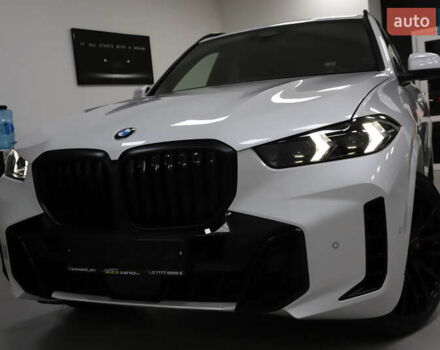 Белый БМВ Х5, объемом двигателя 3 л и пробегом 4 тыс. км за 78999 $, фото 11 на Automoto.ua