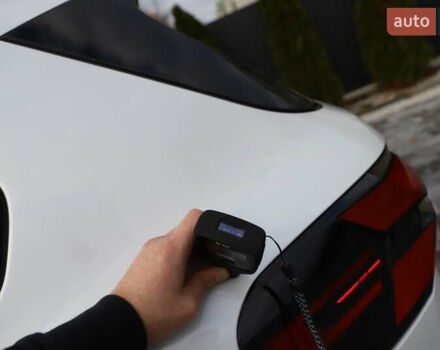 Білий БМВ Х5, об'ємом двигуна 3 л та пробігом 4 тис. км за 73899 $, фото 77 на Automoto.ua