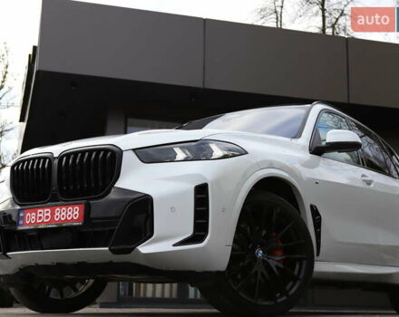 Білий БМВ Х5, об'ємом двигуна 3 л та пробігом 4 тис. км за 73899 $, фото 12 на Automoto.ua