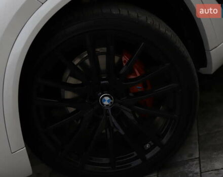 Білий БМВ Х5, об'ємом двигуна 3 л та пробігом 4 тис. км за 73899 $, фото 23 на Automoto.ua