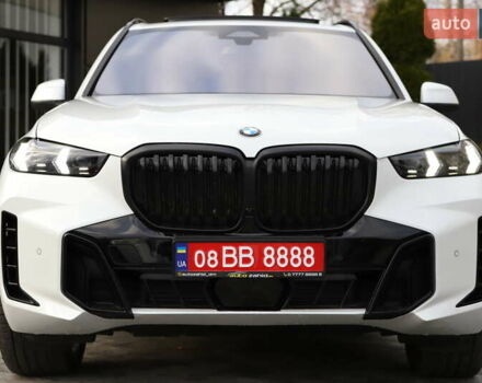 Білий БМВ Х5, об'ємом двигуна 3 л та пробігом 4 тис. км за 73899 $, фото 8 на Automoto.ua