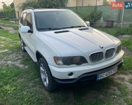 Белый БМВ Х5, объемом двигателя 3 л и пробегом 480 тыс. км за 7500 $, фото 1 на Automoto.ua