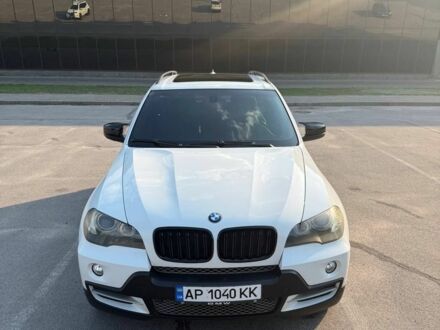 Белый БМВ Х5, объемом двигателя 3 л и пробегом 240 тыс. км за 9514 $, фото 1 на Automoto.ua