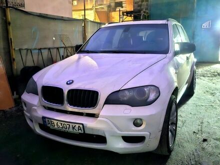 Білий БМВ Х5, об'ємом двигуна 3 л та пробігом 263 тис. км за 11800 $, фото 1 на Automoto.ua