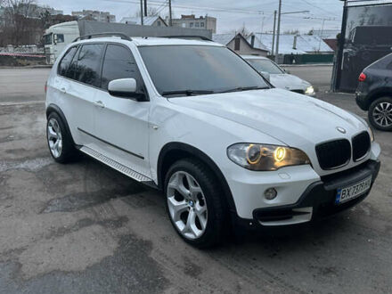 Белый БМВ Х5, объемом двигателя 4.8 л и пробегом 365 тыс. км за 9300 $, фото 1 на Automoto.ua
